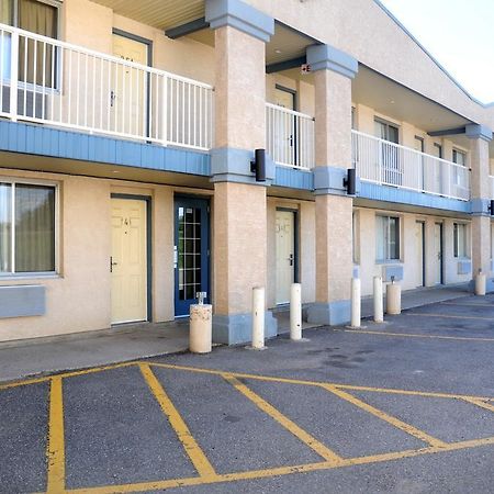 Country Lane Inn & Suites Суифт-Каррент Экстерьер фото
